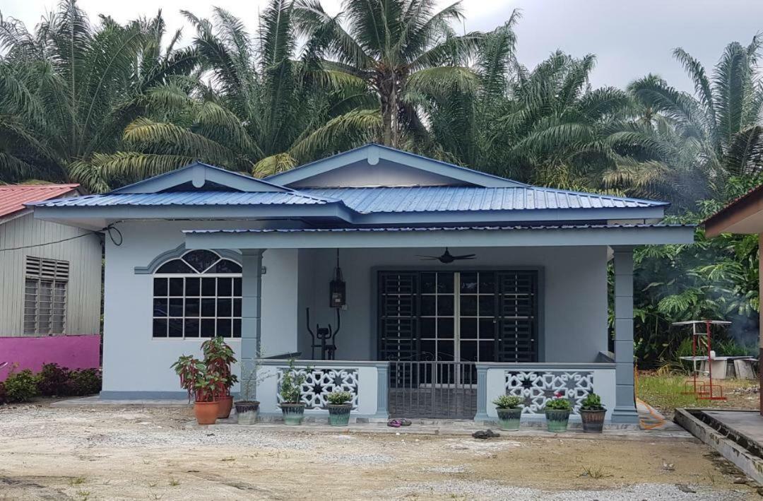 Atocha Homestay - Terong@Taiping Kampong Salak Экстерьер фото